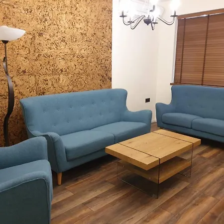 Chaika 3 Apartment Warna